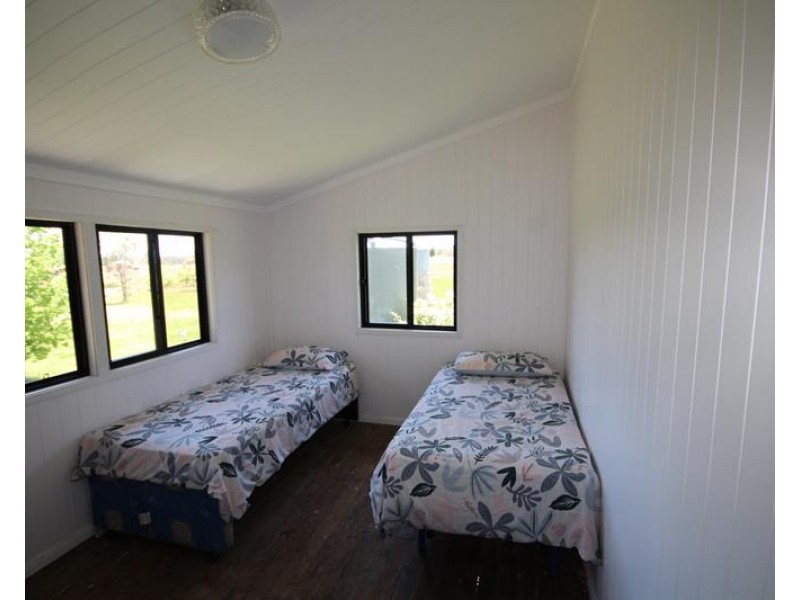 1228 Amiens Road, Amiens QLD 4380