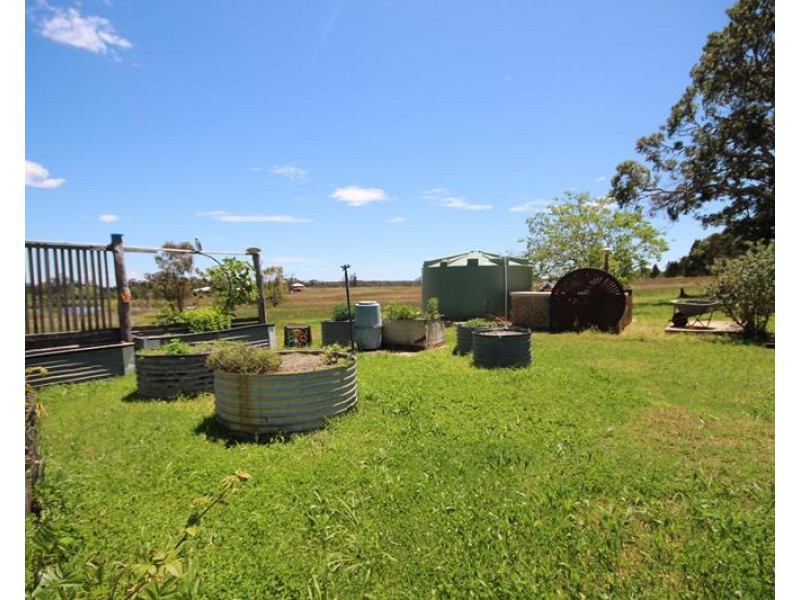 1228 Amiens Road, Amiens QLD 4380