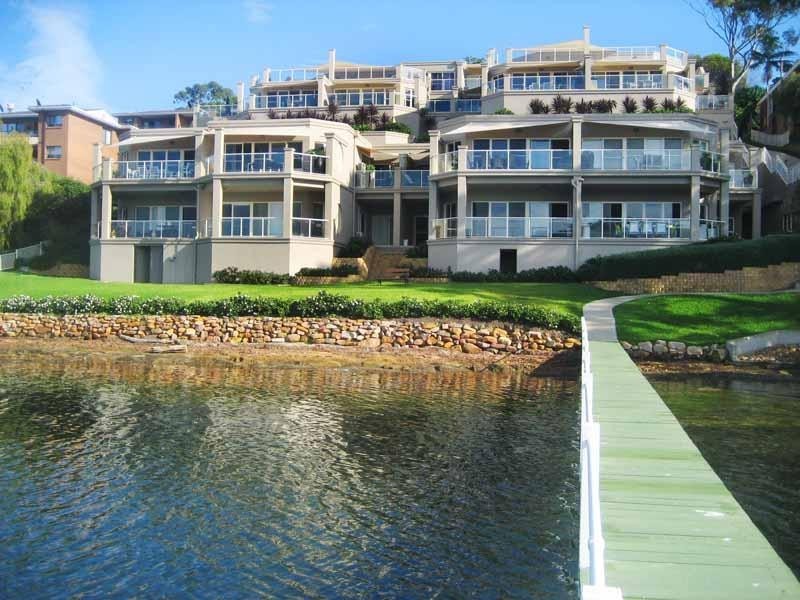 8/3-7 Wharf Street, East Gosford NSW 2250