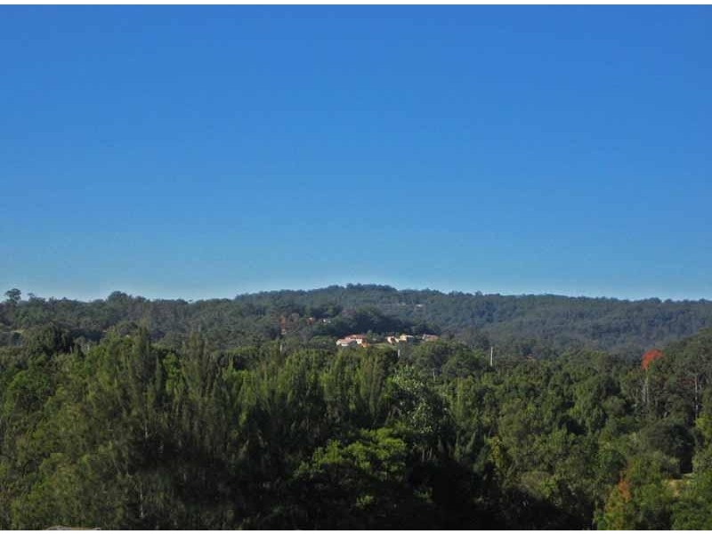 35 Robert Holl Drive, Ourimbah NSW 2258