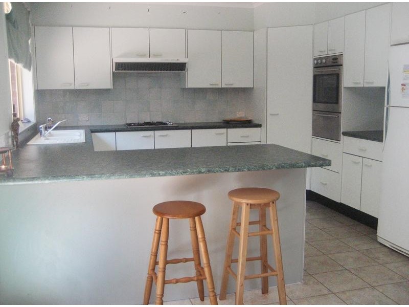 23 Old Farm Place, Ourimbah NSW 2258