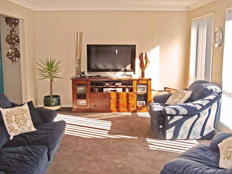 48 Woodview Avenue, Lisarow NSW 2250