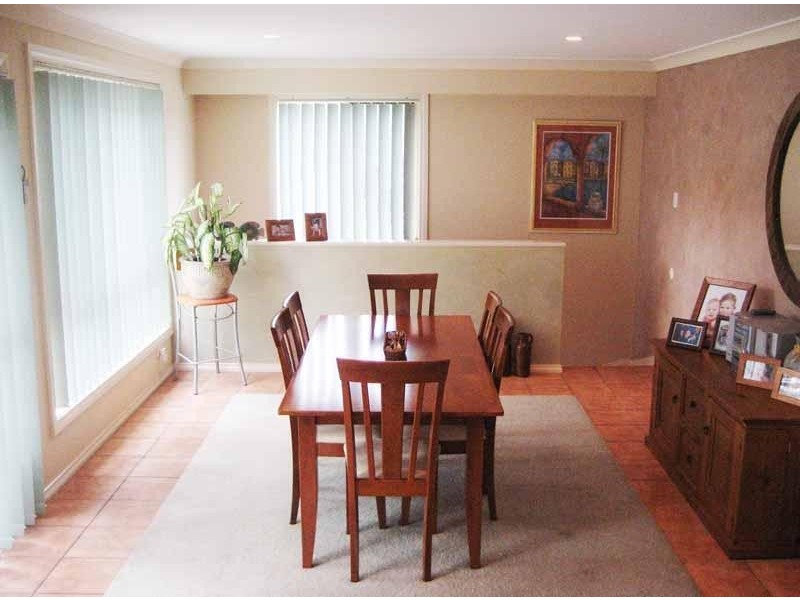 18 Karwin Avenue, Springfield NSW 2250