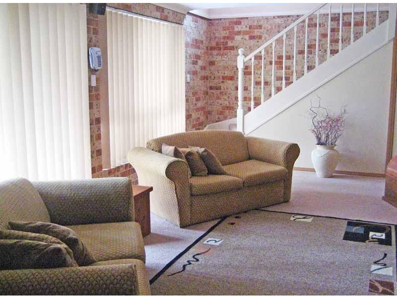 18 Karwin Avenue, Springfield NSW 2250