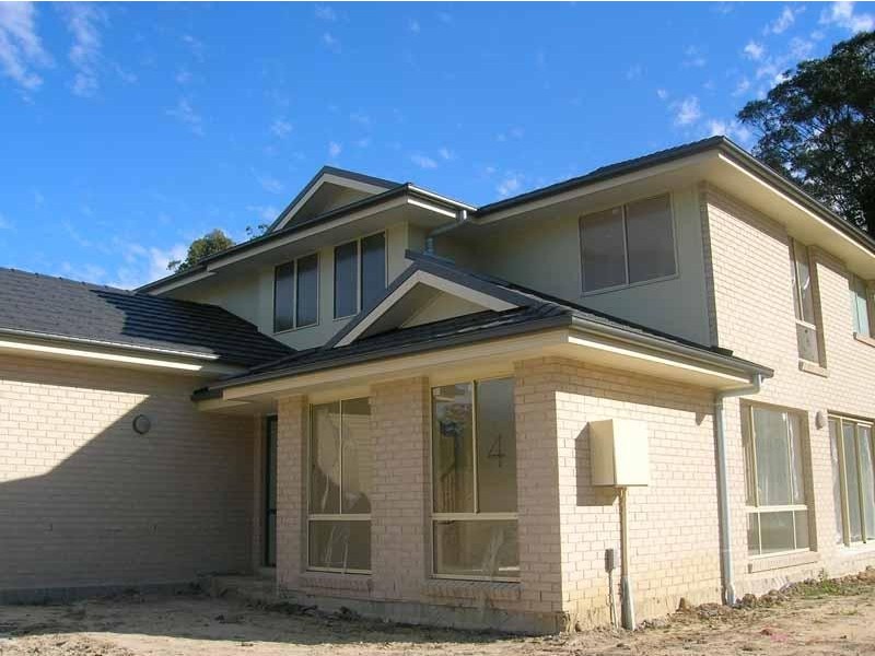 4/14 Hanlan Street South, Narara NSW 2250