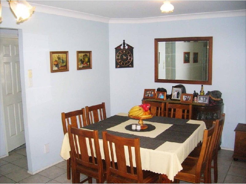 8a Chamberlain Road, Wyoming NSW 2250