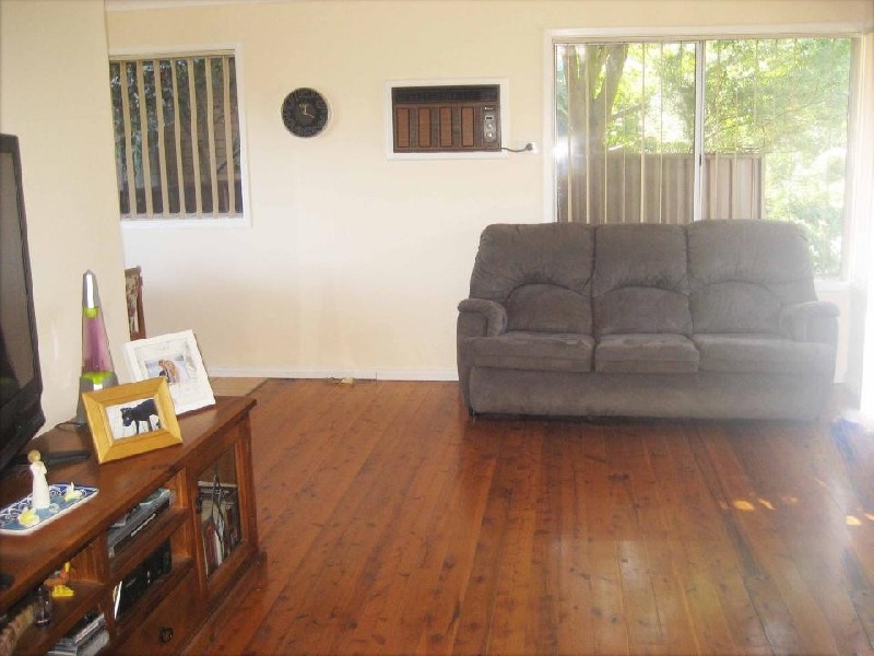 14 Belina Ave, Wyoming NSW 2250