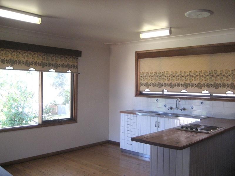 Darryl Road, Wyoming NSW 2250