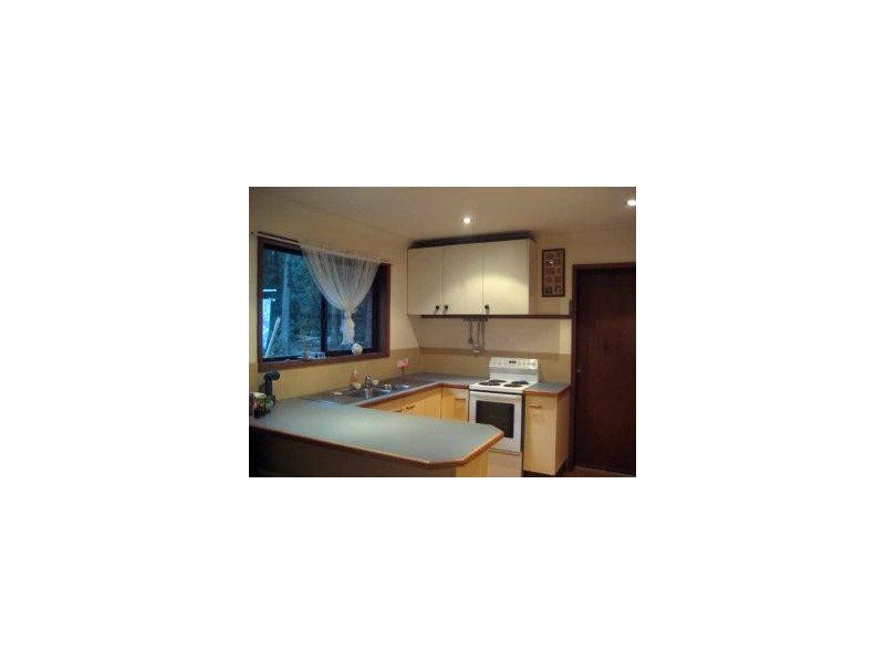 13 Coulter Road, Wyoming NSW 2250