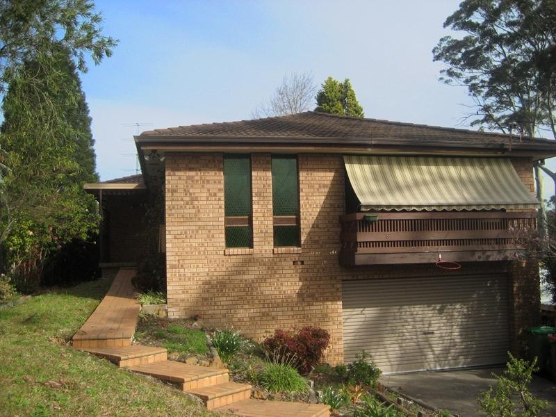 8a Kinarra Ave, Wyoming NSW 2250