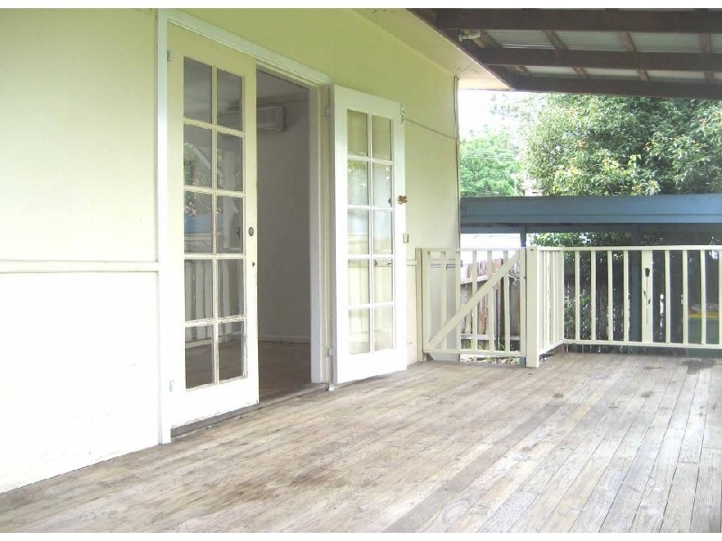 10 Ronald Ave, Wyoming NSW 2250