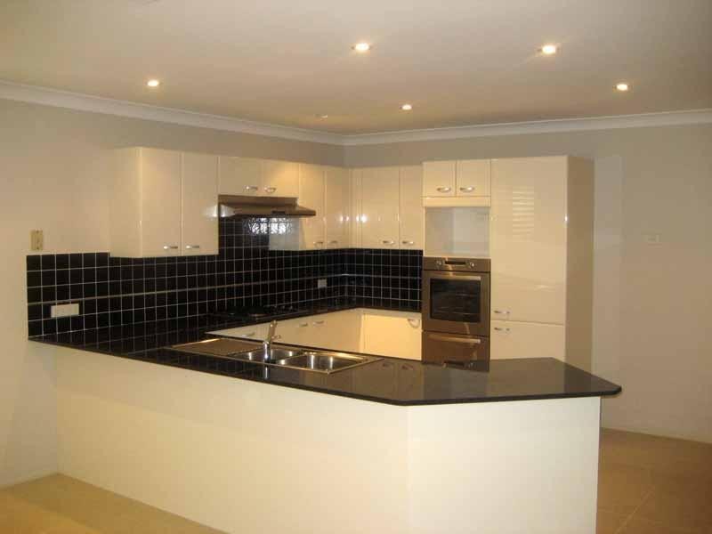 38 The Valley Way, Lisarow NSW 2250