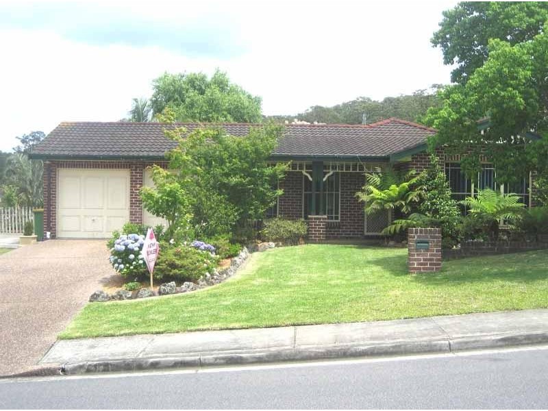 16 Cambourn Drive, Lisarow NSW 2250