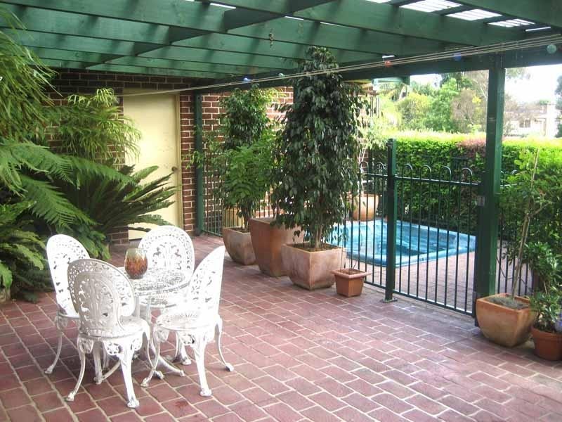 16 Cambourn Drive, Lisarow NSW 2250