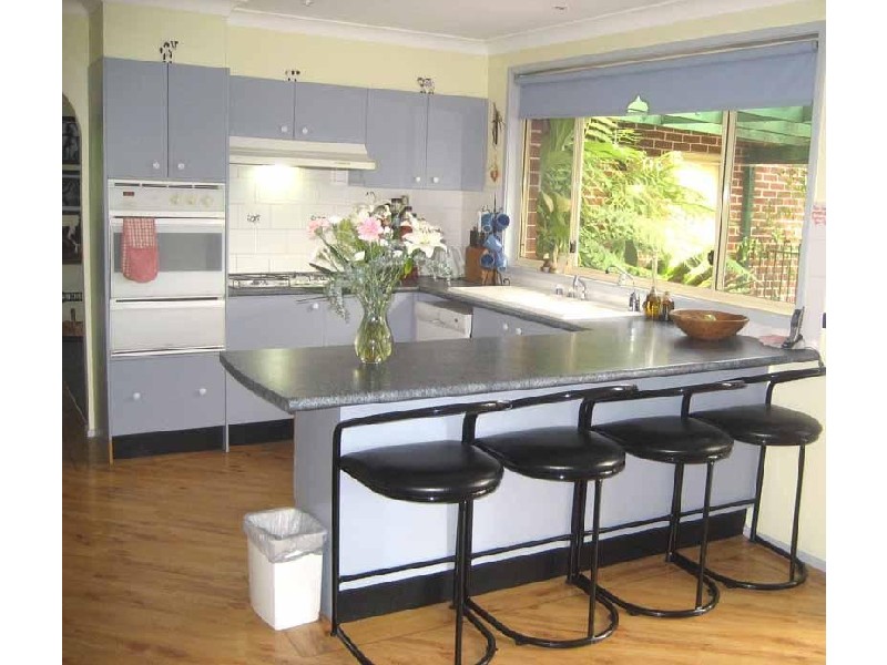 16 Cambourn Drive, Lisarow NSW 2250