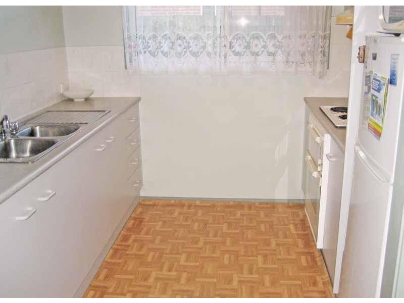 2/8 Boxwood Close, Ourimbah NSW 2258