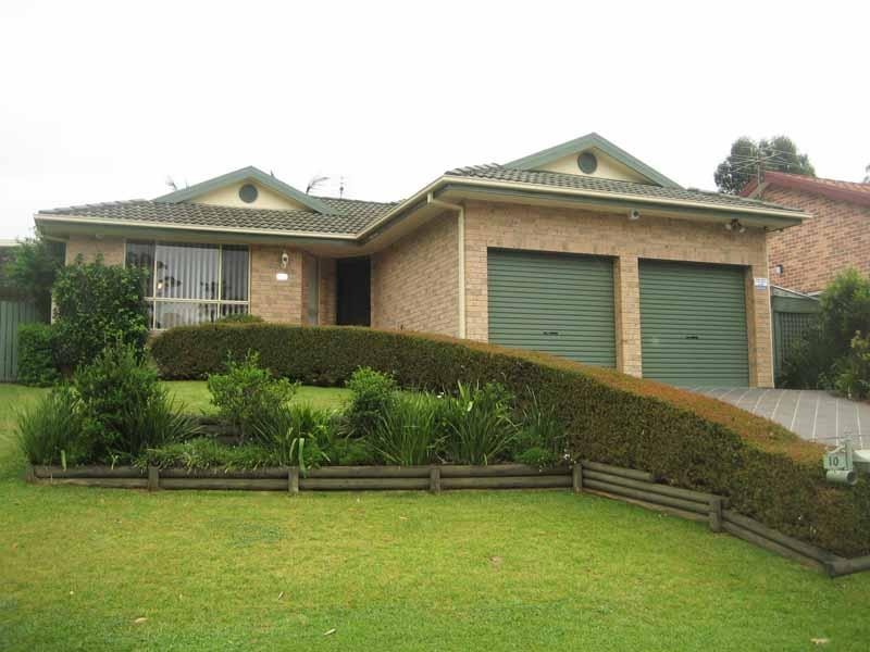10 Courtney Place, Lisarow NSW 2250