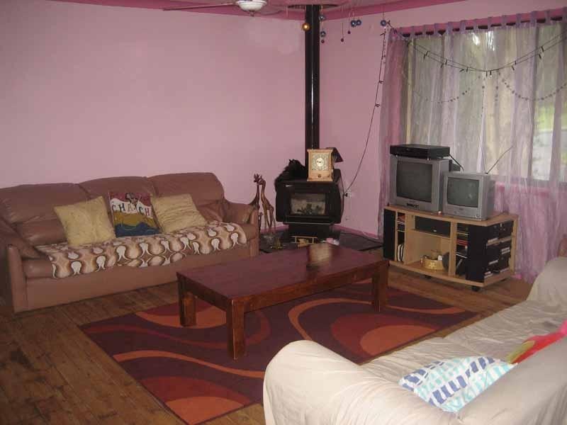 15 Welwyn Grove, Point Clare NSW 2250