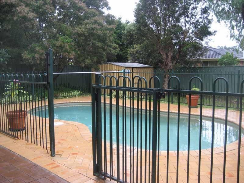 15 Welwyn Grove, Point Clare NSW 2250