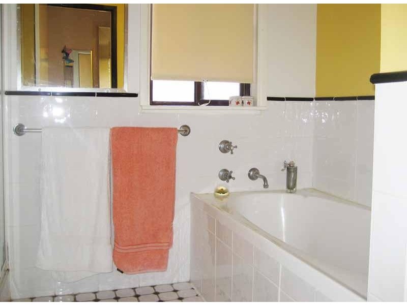 17 Strand Avenue, Narara NSW 2250