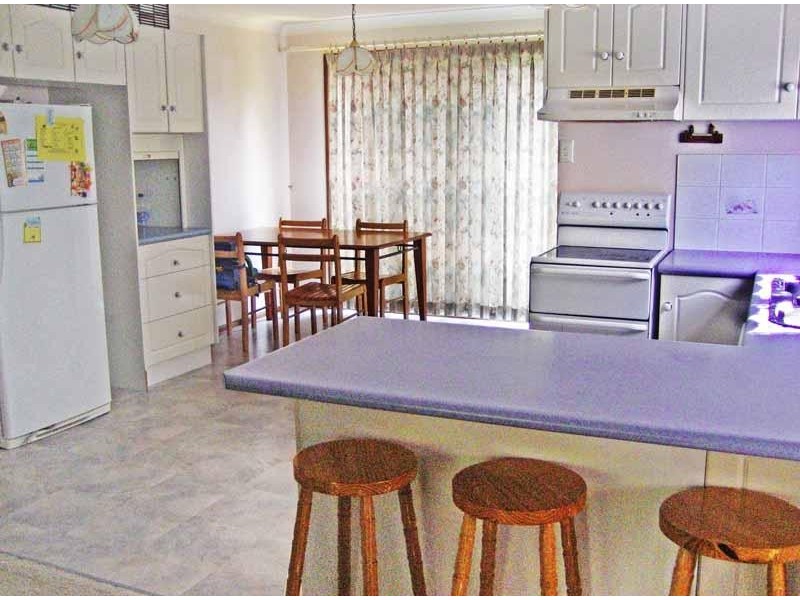 14  Mangrove Road, Narara NSW 2250