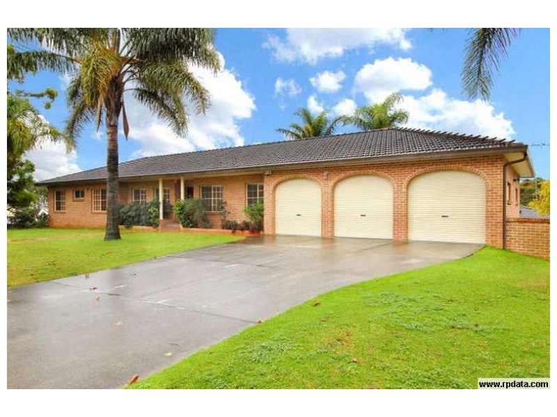 46  FISHBURN CRESCENT, Castle Hill NSW 2154