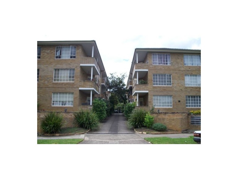 19/2 IRON STREET, North Parramatta NSW 2151