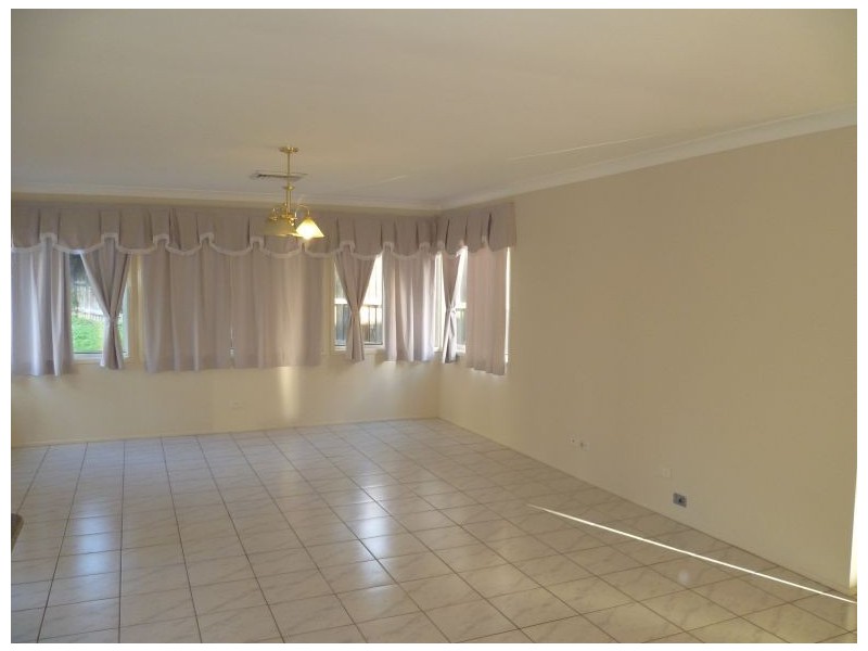 97 Poole Rd, Kellyville NSW 2155