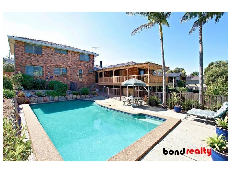 64 Eaton Rd, West Pennant Hills NSW 2125