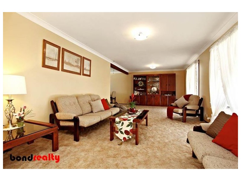 64 Eaton Rd, West Pennant Hills NSW 2125