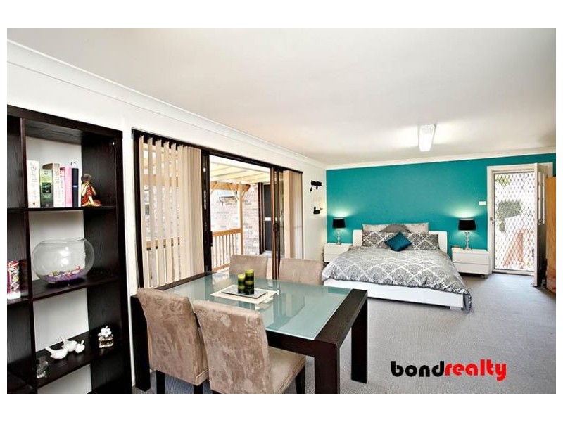 64 Eaton Rd, West Pennant Hills NSW 2125