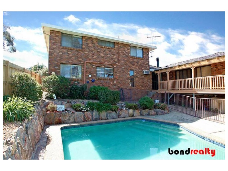 64 Eaton Rd, West Pennant Hills NSW 2125