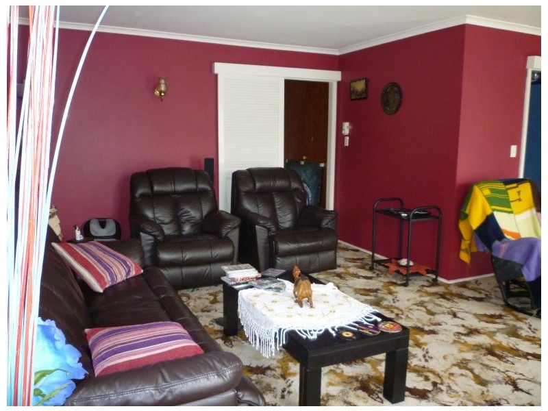 61 Greenhaven Rd, Umina Beach NSW 2257