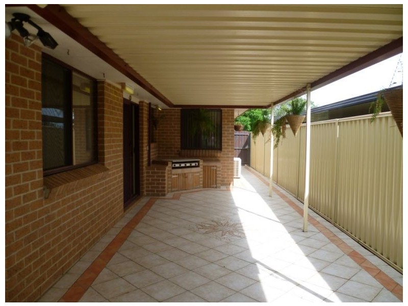 44 Amsterdam Street, Oakhurst NSW 2761