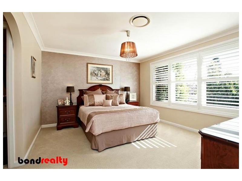 10 Coral Cr, Kellyville NSW 2155