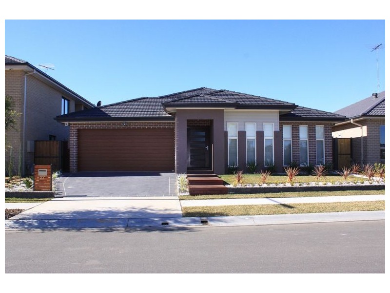27 Levy Crescent, The Ponds NSW 2769