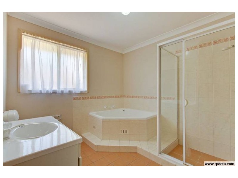 4 Mundurra Place, Kellyville NSW 2155