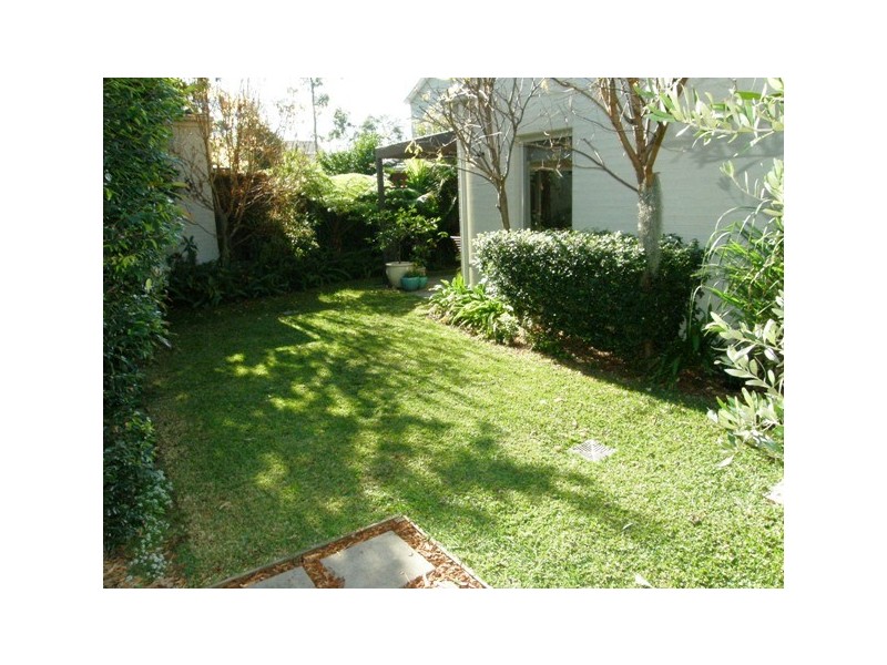 4 Moulton Avenue, Newington NSW 2127