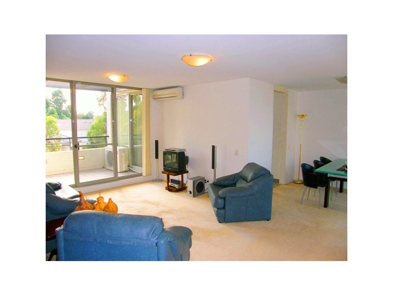 10/17 Blaxland Avenue, Newington NSW 2127