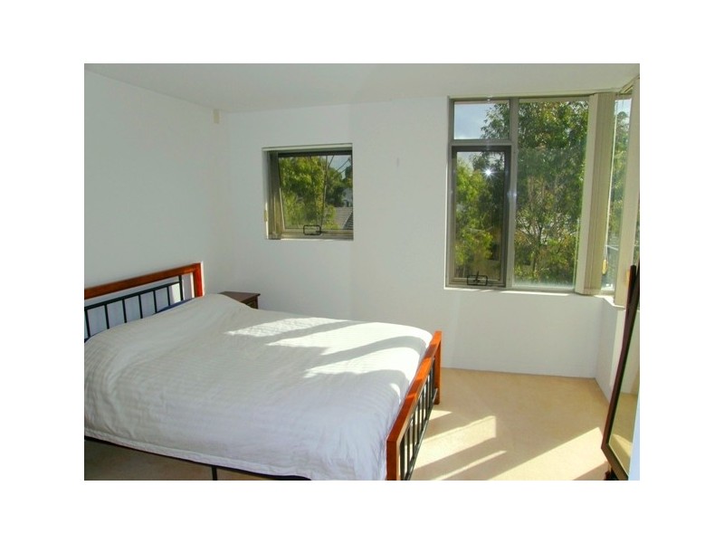 10/17 Blaxland Avenue, Newington NSW 2127