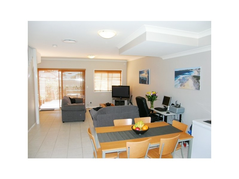 4/73 Wetherill Street, Silverwater NSW 2128