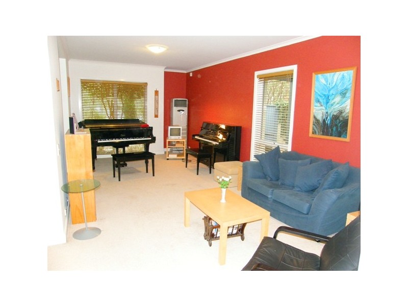 11 Manton Avenue, Newington NSW 2127