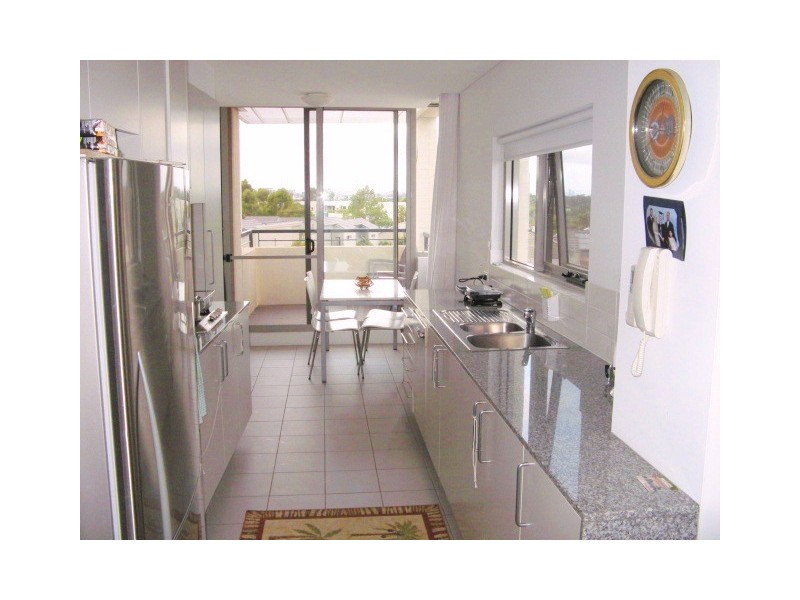 18/5 Sandpiper Crescent, Newington NSW 2127