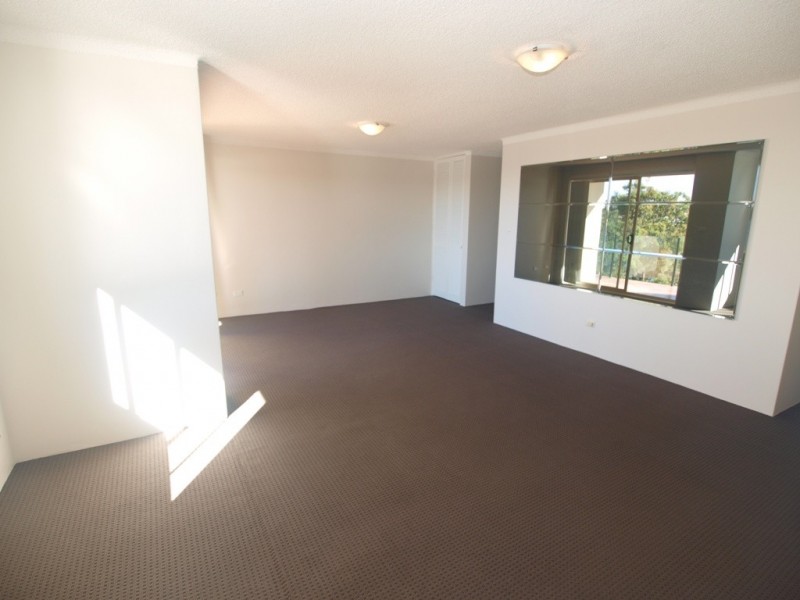 10/18 Walton Crescent, Abbotsford NSW 2046