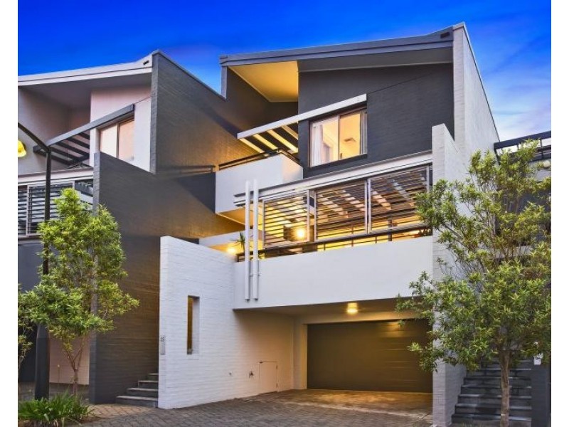 25 Edgewood Crescent, Cabarita NSW 2137