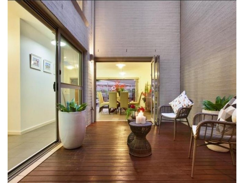 25 Edgewood Crescent, Cabarita NSW 2137