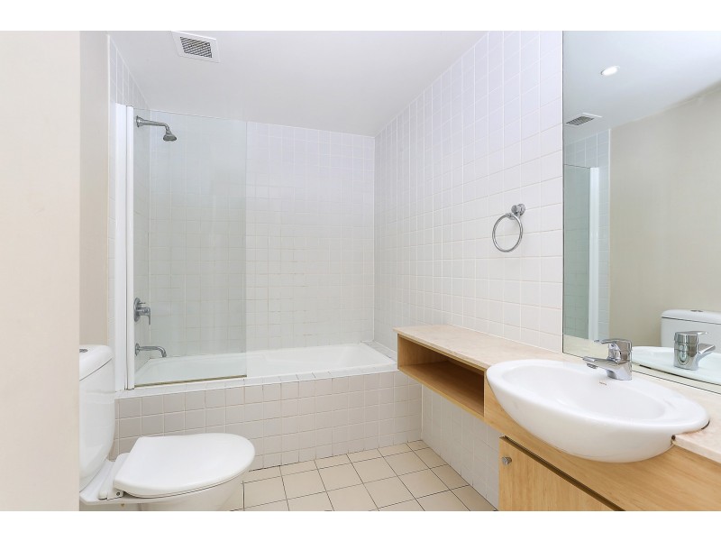 120/27 Bennelong Parkway, Wentworth Point NSW 2127