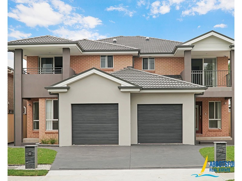 33 Laundess Avenue, Panania NSW 2213