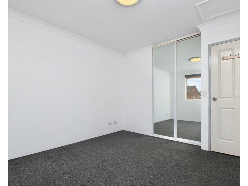 12/83 Little Road, Yagoona NSW 2199