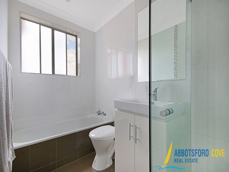 32/7 Bortfield Drive, Chiswick NSW 2046